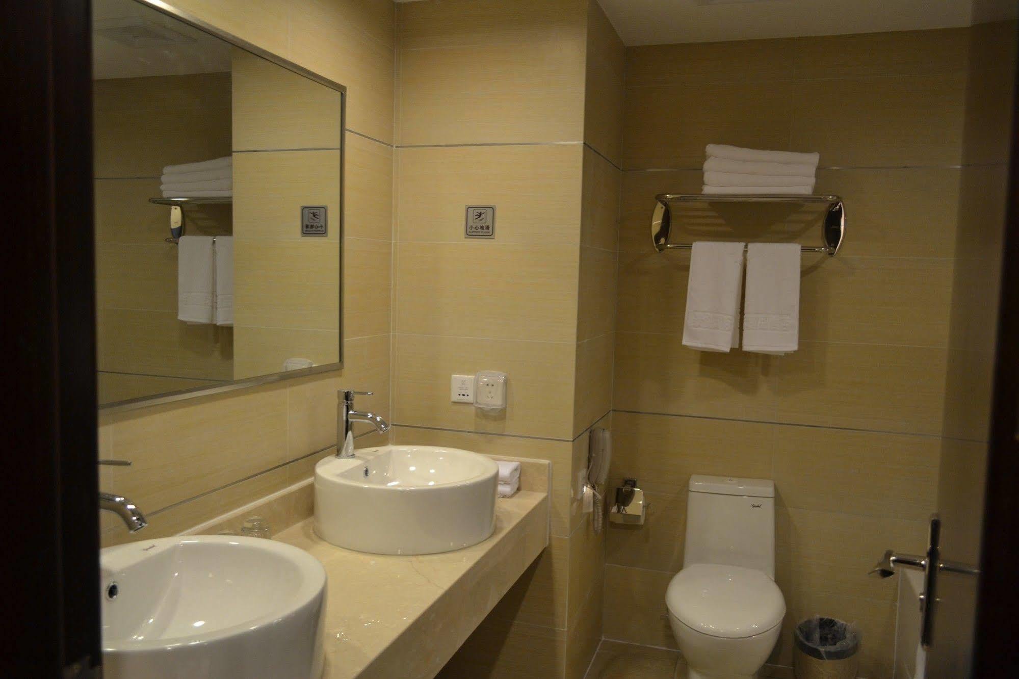 Jingyue Boutique Hotel Shanghai Exteriör bild