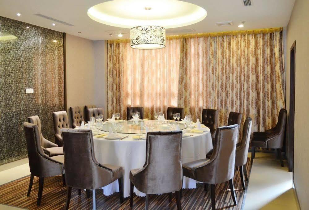 Jingyue Boutique Hotel Shanghai Exteriör bild